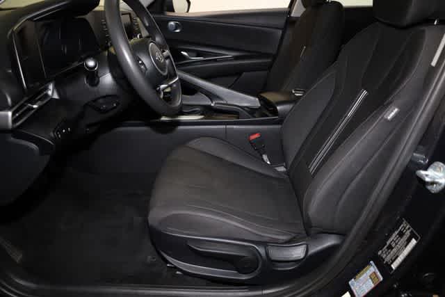 Thumbnail: 2021 Hyundai Elantra - 15