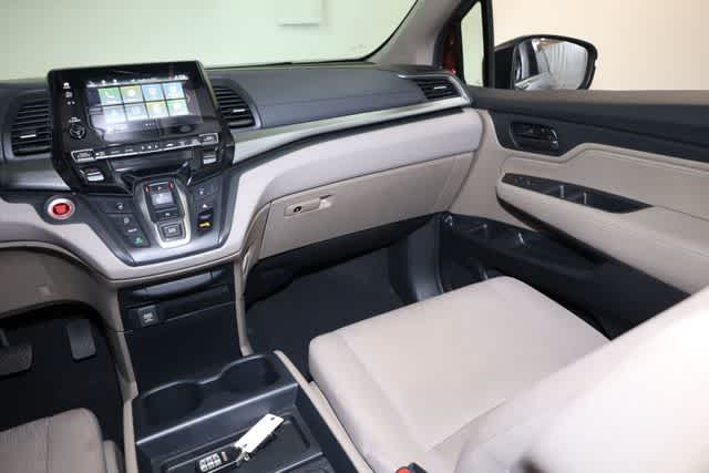 Thumbnail: 2020 Honda Odyssey - 24