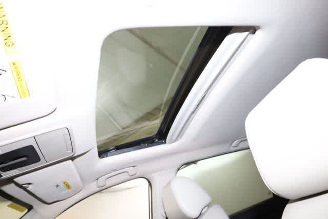 Thumbnail: 2023 Honda CR-V - 19