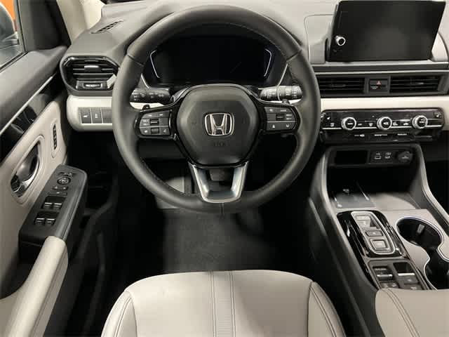 Thumbnail: 2025 Honda Pilot - 15