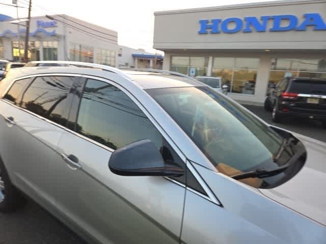 Thumbnail: 2013 Cadillac SRX - 17