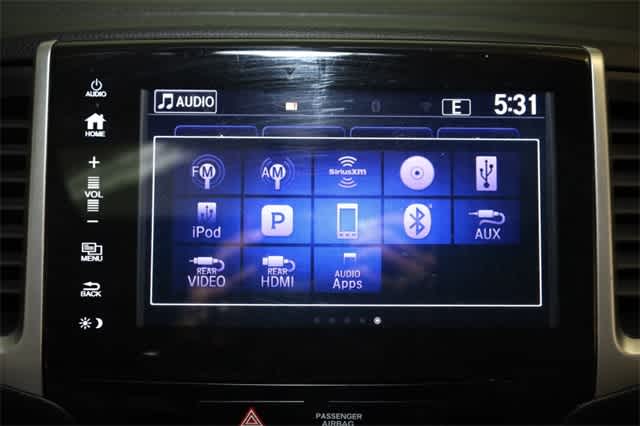 Thumbnail: 2017 Honda Pilot - 31