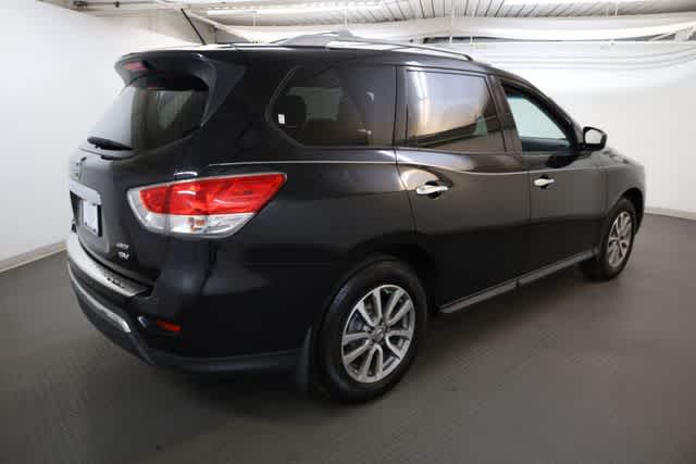 Thumbnail: 2015 Nissan Pathfinder - 8