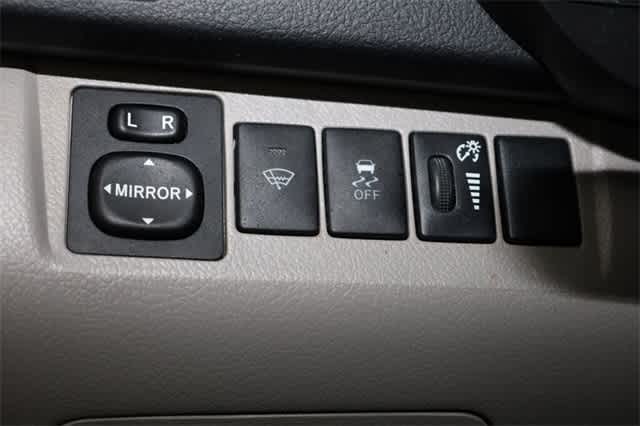 Thumbnail: 2013 Toyota Highlander - 26