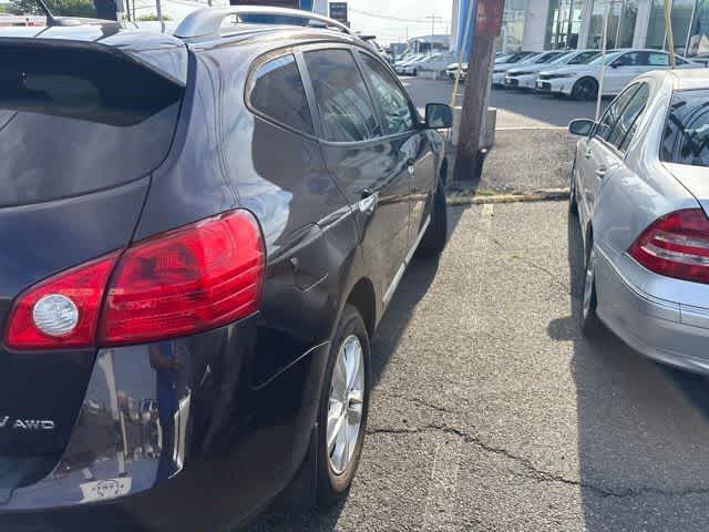 Thumbnail: 2012 Nissan Rogue - 12