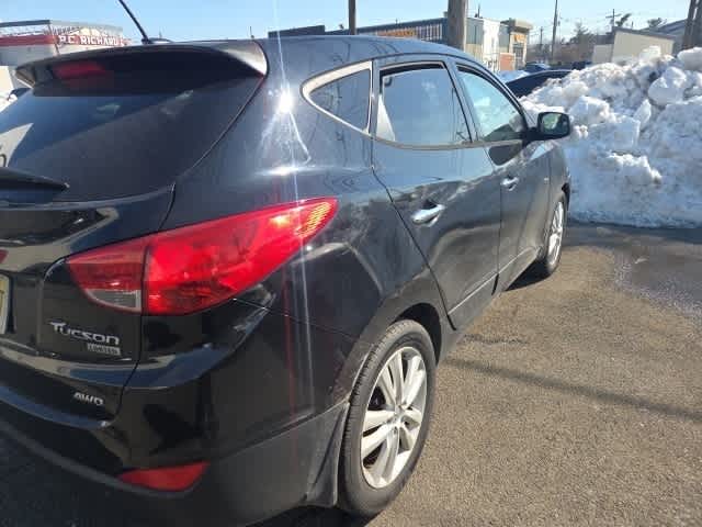 Thumbnail: 2011 Hyundai Tucson - 9