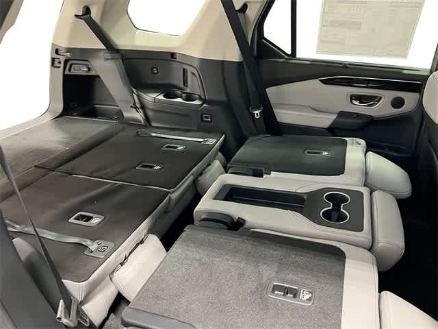 Thumbnail: 2025 Honda Pilot - 30