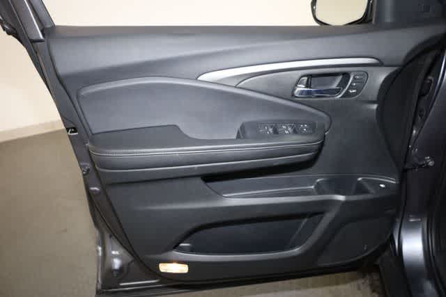 Thumbnail: 2023 Honda Ridgeline - 13