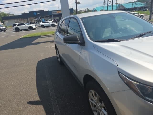 Thumbnail: 2019 Chevrolet Equinox - 17