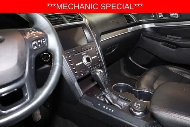 Thumbnail: 2018 Ford Explorer - 16