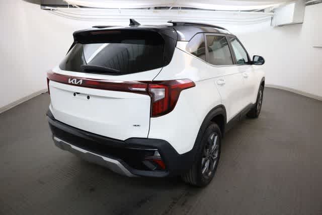 Thumbnail: 2024 Kia Seltos - 7
