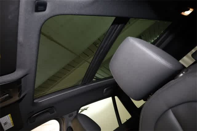 Thumbnail: 2019 BMW X1 - 27