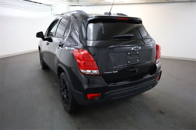 Thumbnail: 2022 Chevrolet Trax - 5