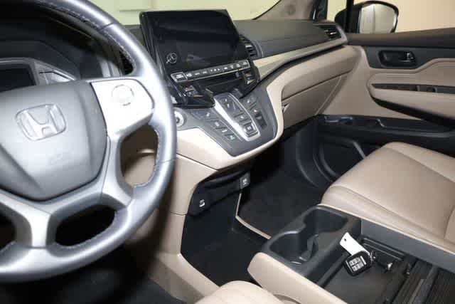 Thumbnail: 2024 Honda Odyssey - 16