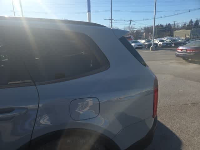 Thumbnail: 2021 Kia Telluride - 6