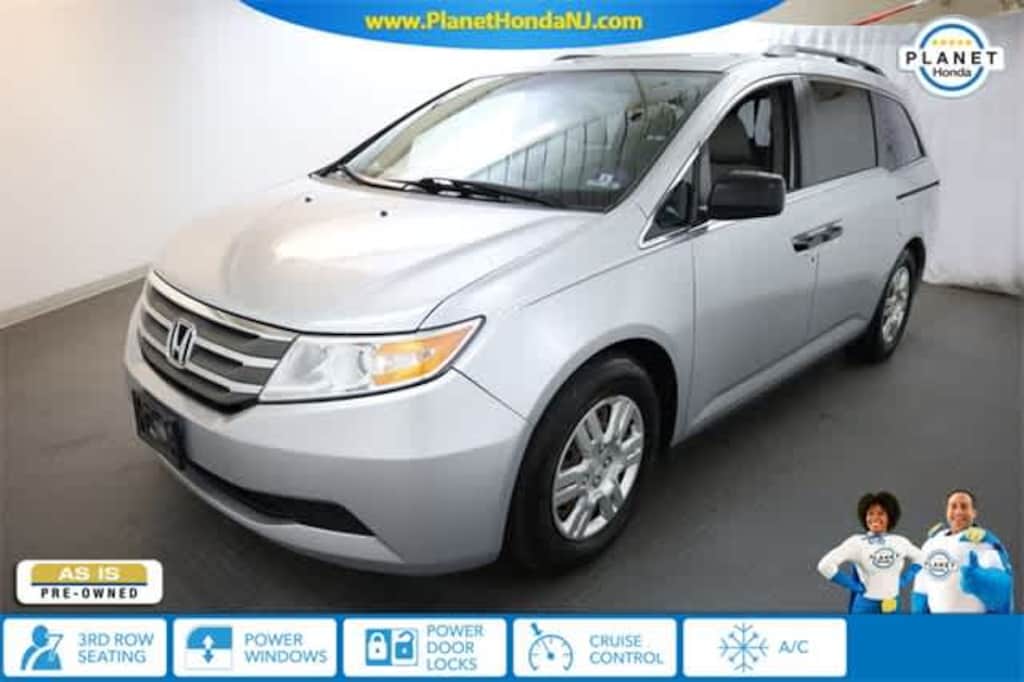 Used 2011 Honda Odyssey LX Van