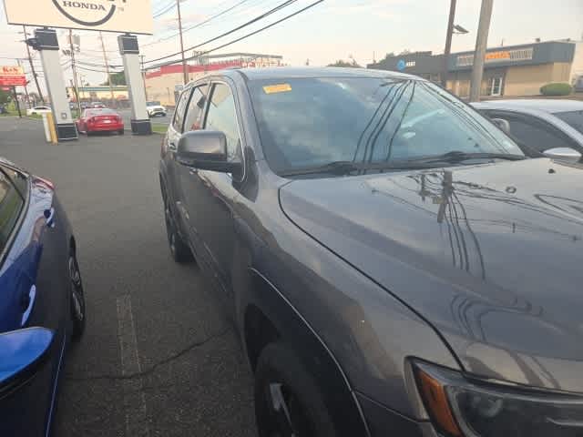 Thumbnail: 2015 Jeep Grand Cherokee - 19