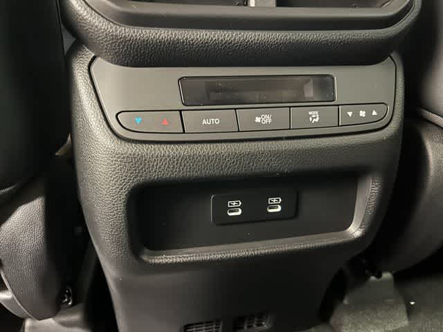 Thumbnail: 2026 Honda Pilot - 22