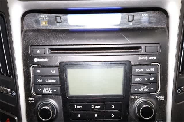 Thumbnail: 2011 Hyundai Sonata - 27
