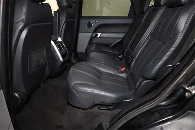 Thumbnail: 2015 Land Rover Range Rover Sport - 21