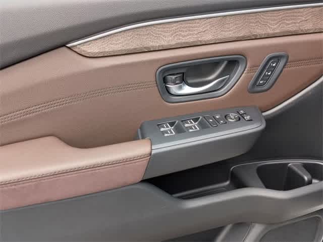 Thumbnail: 2026 Honda Pilot - 23