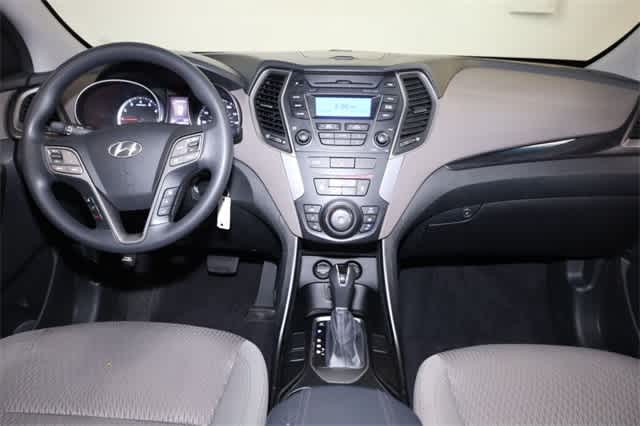 Thumbnail: 2013 Hyundai Santa Fe - 17