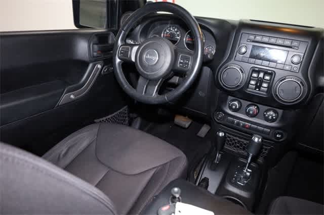 Thumbnail: 2014 Jeep Wrangler - 16