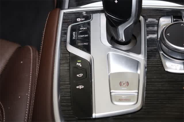 Thumbnail: 2020 BMW 7 Series - 37
