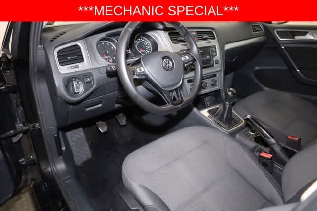 Thumbnail: 2016 Volkswagen Golf - 14