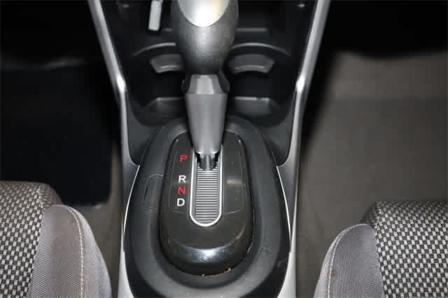 Thumbnail: 2011 Honda CR-Z - 31