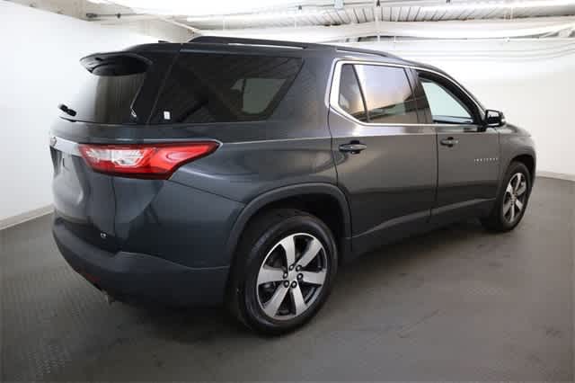 Thumbnail: 2020 Chevrolet Traverse - 8