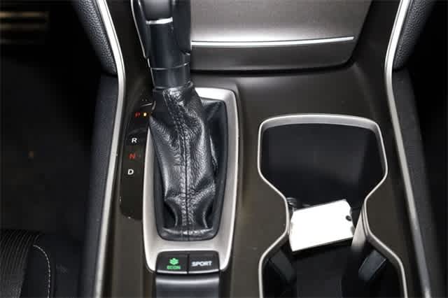 Thumbnail: 2019 Honda Accord - 32