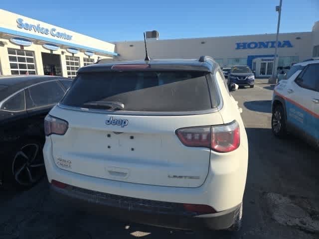 Thumbnail: 2018 Jeep Compass - 11