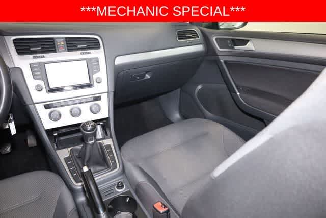 Thumbnail: 2016 Volkswagen Golf - 18