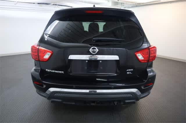 Thumbnail: 2017 Nissan Pathfinder - 6