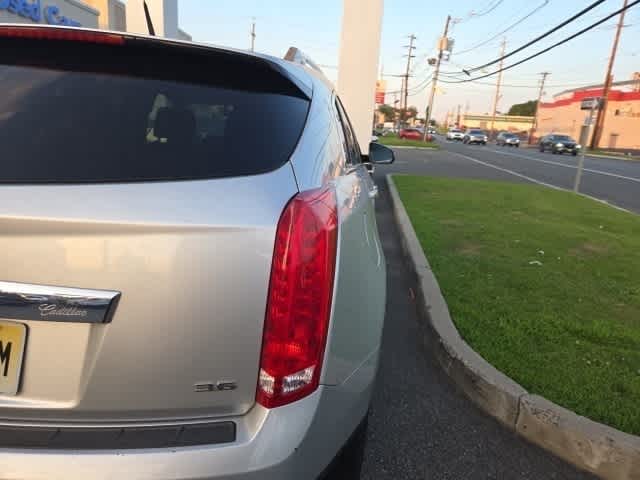 Thumbnail: 2013 Cadillac SRX - 12