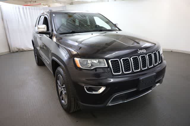 Thumbnail: 2018 Jeep Grand Cherokee - 11