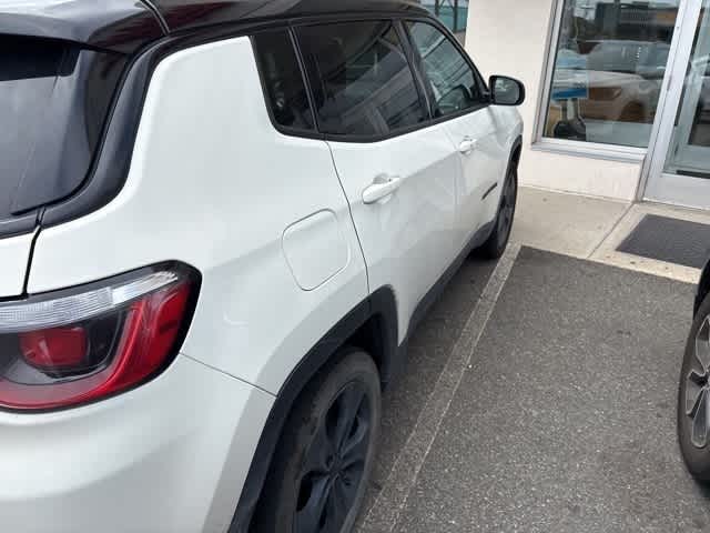 Thumbnail: 2019 Jeep Compass - 9