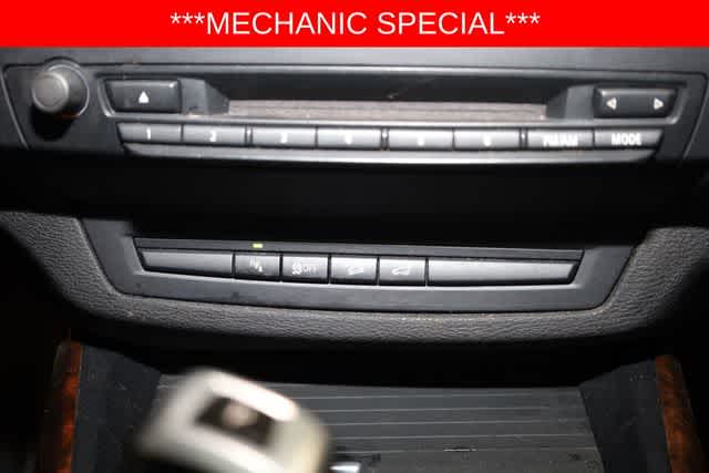 Thumbnail: 2013 BMW X5 - 28