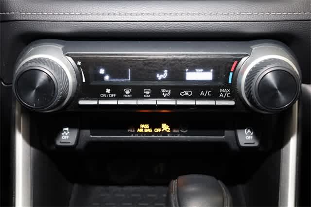 Thumbnail: 2023 Toyota RAV4 - 27