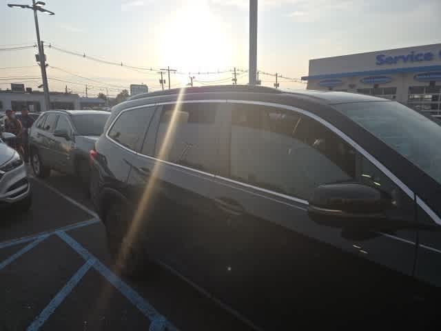 Thumbnail: 2022 Honda Pilot - 17