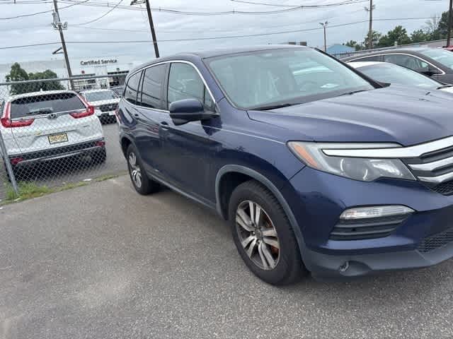 Thumbnail: 2017 Honda Pilot - 6