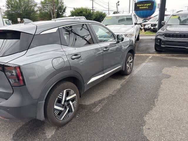 Thumbnail: 2025 Nissan Kicks - 9
