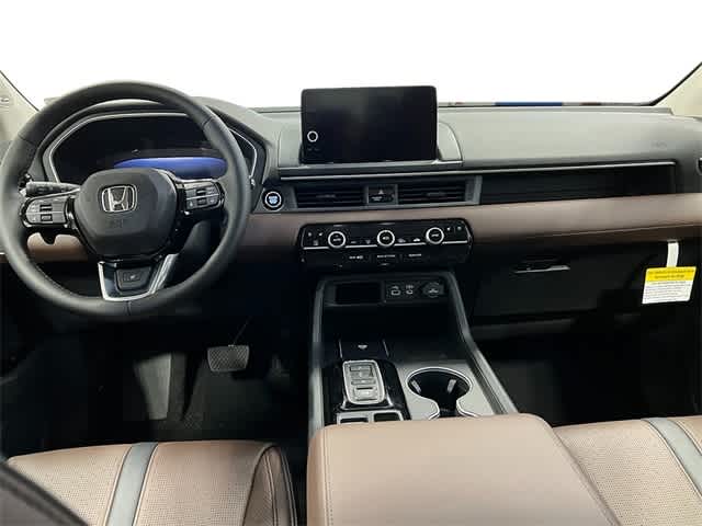 Thumbnail: 2025 Honda Pilot - 18