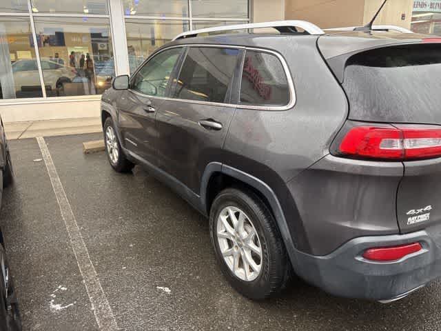 Thumbnail: 2015 Jeep Cherokee - 8