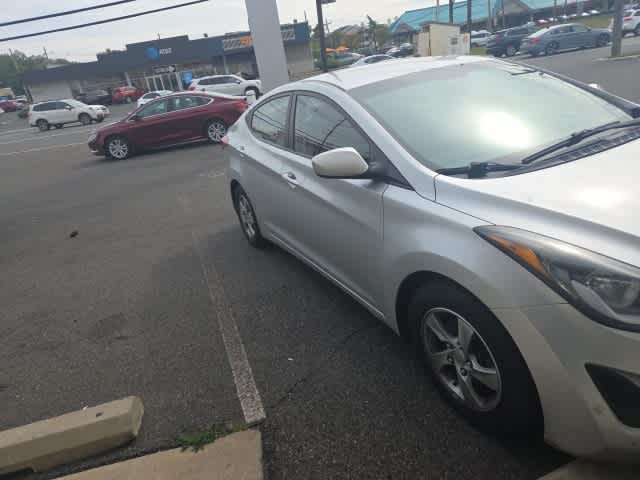 Thumbnail: 2016 Hyundai Elantra - 19