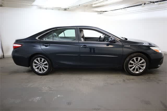 Thumbnail: 2016 Toyota Camry - 9