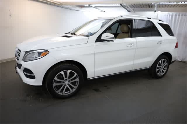 Thumbnail: 2016 Mercedes-Benz GLE - 2