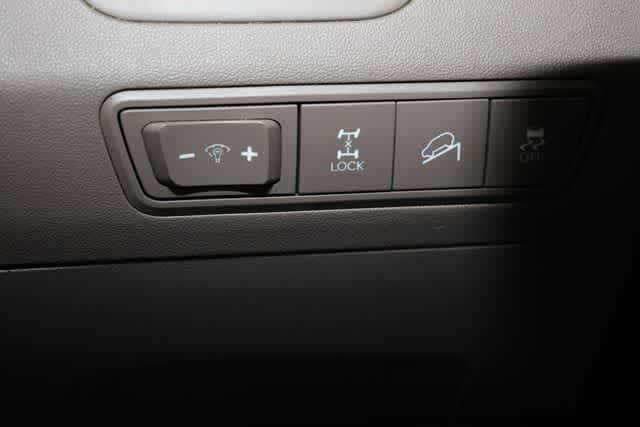 Thumbnail: 2011 Hyundai Tucson - 18