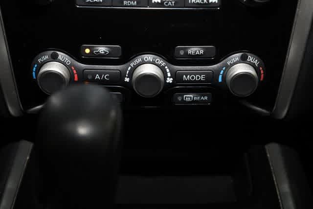 Thumbnail: 2015 Nissan Pathfinder - 27